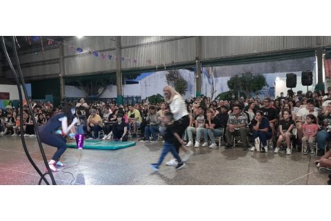 «MUSIC THROUGH THE AGES” en la escuela